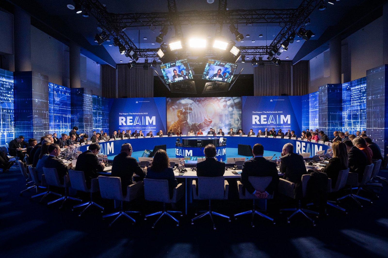 REAIM internationale top over kunstmatige intelligentie at World Forum